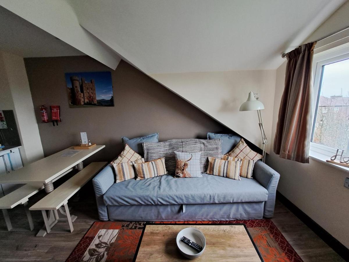 Lion Hotel & Studio Apartments Criccieth Ngoại thất bức ảnh